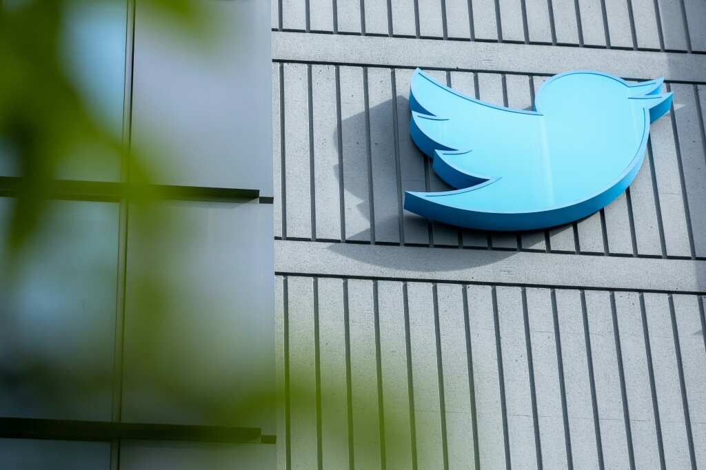 On-again, off-again Twitter subscription service to be relaunched