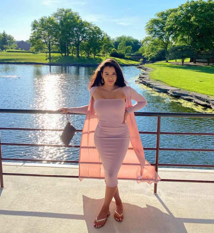 Cristina Villegas’ biography age, height, boyfriend, net worth Le
