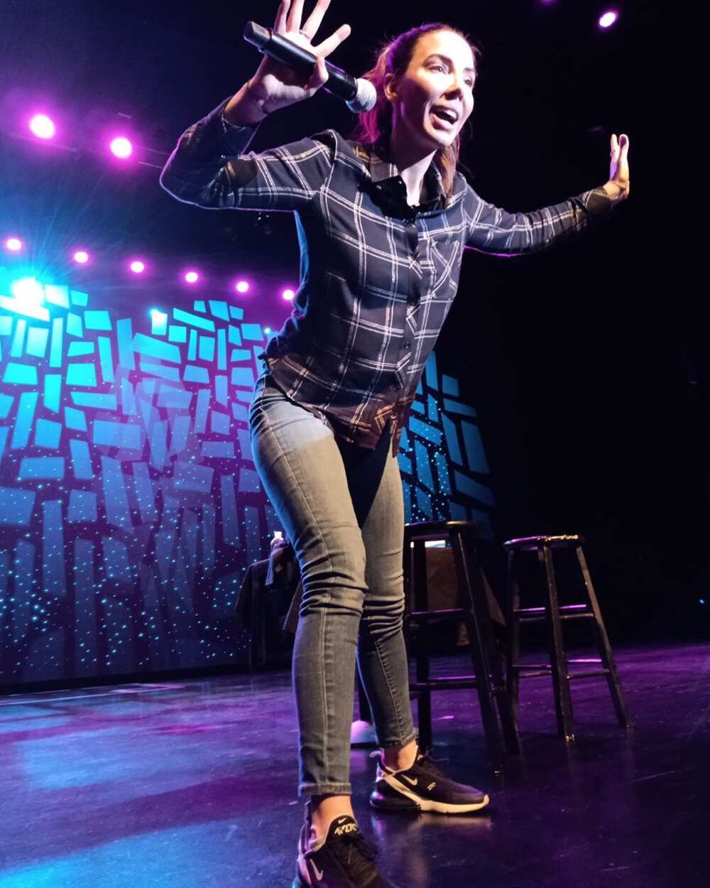 comedian Whitney Cummings
