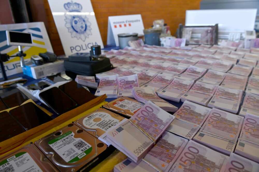 Fake 500-euro banknotes seized by police