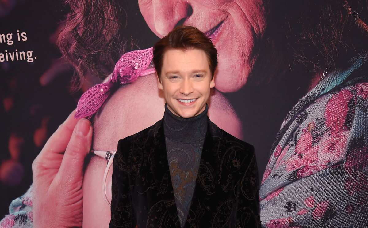 Who Are Calum Worthy Parents? David Worthy And Sandra Webster-Worthy , Family And Net Worth