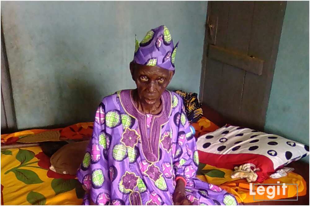 Meet 140-year-old Oyo monarch who reportedly became king at 102 (photo)