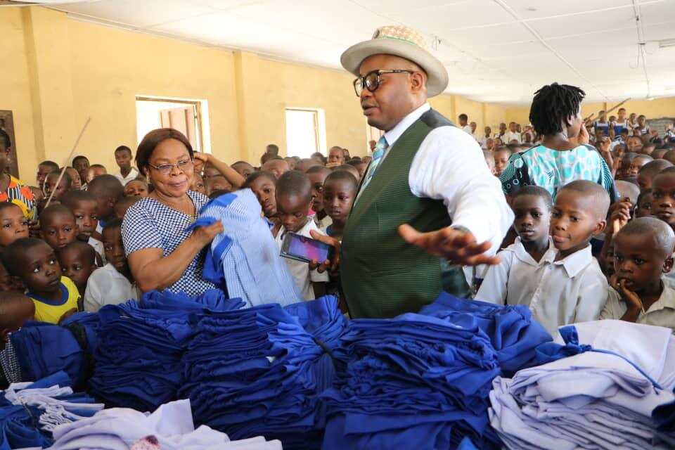 Gov Emmanuel's aide donates 600 sets of new uniform to students in Akwa Ibom