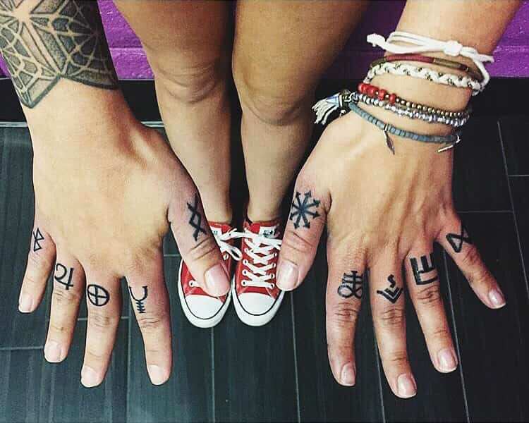 finger tattoos for women