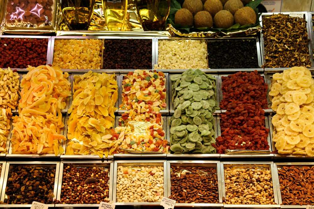 Dry fruits for weight loss