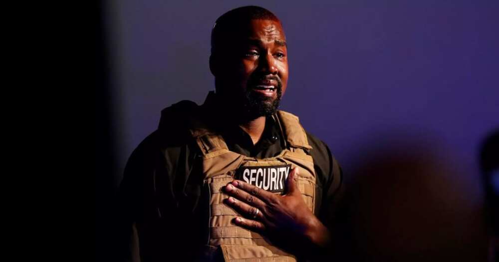 Kanye West demands public apology from J. Cole and Drake, calls himself rebellion leader Kanye West demands public apology from J. Cole and Drake, calls himself rebellion leader