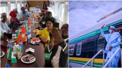 Adorable photo shows Fashola, Amaechi, Saraki, others enjoying with Buhari inside Lagos train