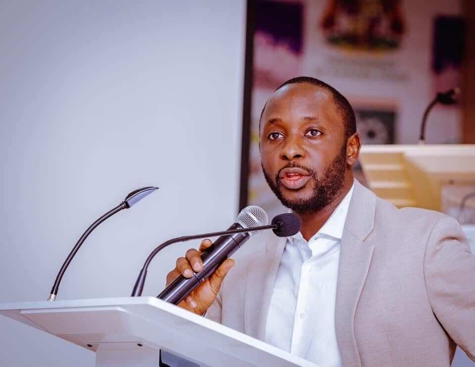Dattijo ya bayyana manufofinsa da zai cika idan ya zama gwamna Dattijo ya bayyana manufofinsa da zai cika idan ya zama gwamna