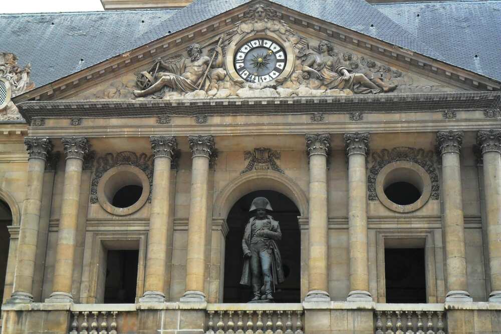 Insolite : 10 anecdotes historiques amusantes qui ne s'oublient pas ! Insolite : 10 anecdotes historiques amusantes qui ne s'oublient pas !