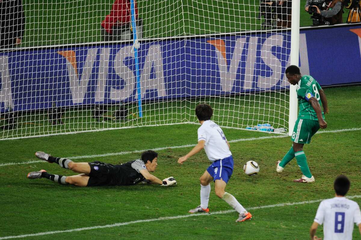 Angry Yakubu Aiyegbeni sends heartbreaking message to Nigerians on 2010 World Cup miss against Korea