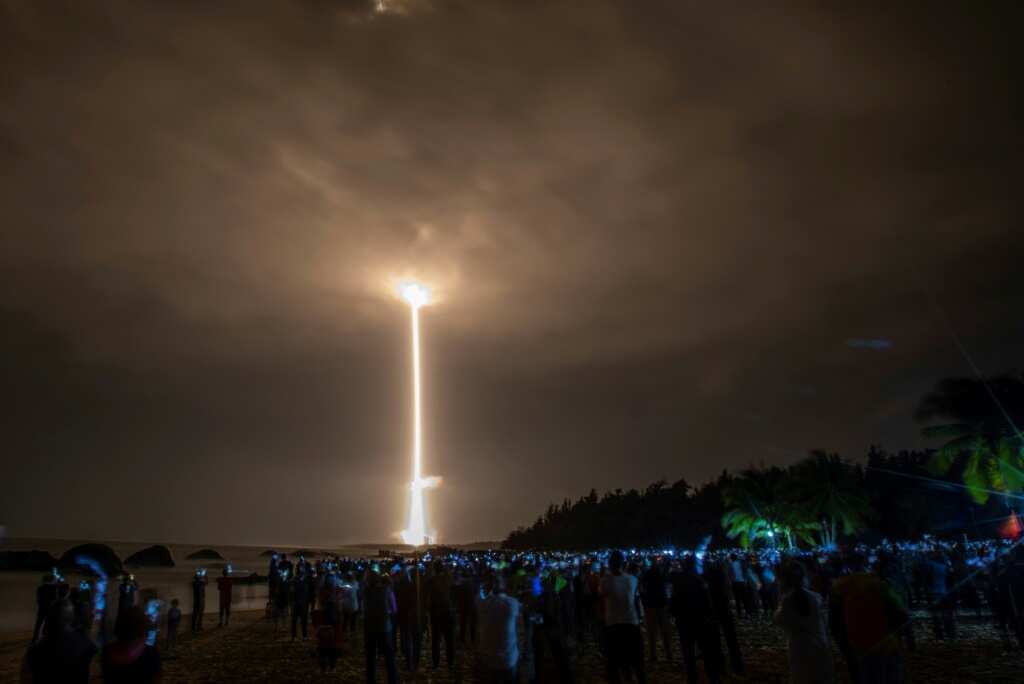 China's 'space dream': A Long March to the Moon and beyond