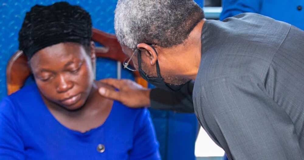 Iyalan mai jaridan da dogarin Kakakin majalisa ya harbe sun bukaci N500m kudin diyya Iyalan mai jaridan da dogarin Kakakin majalisa ya harbe sun bukaci N500m kudin diyya