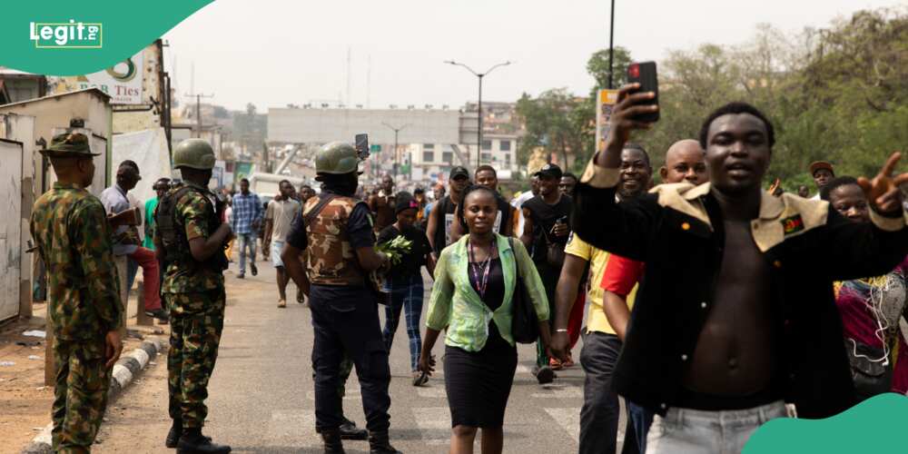People protesting in Nigeria/strike protest