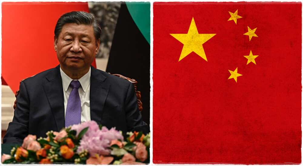 Photos of Xi Jinping and the flag of China.
