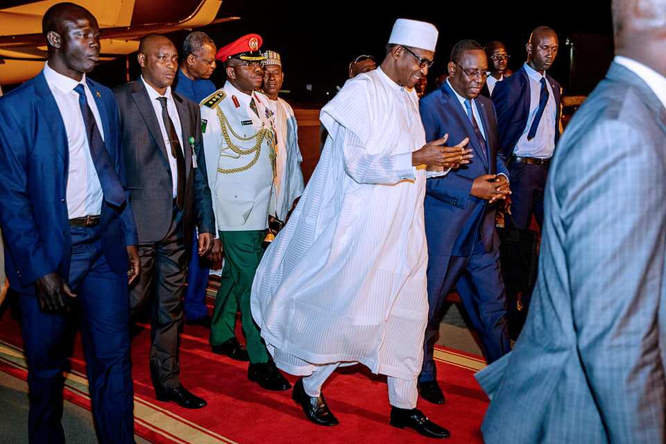 Da duminsa: Buhari ya isa kasar Senegal (Hotuna)