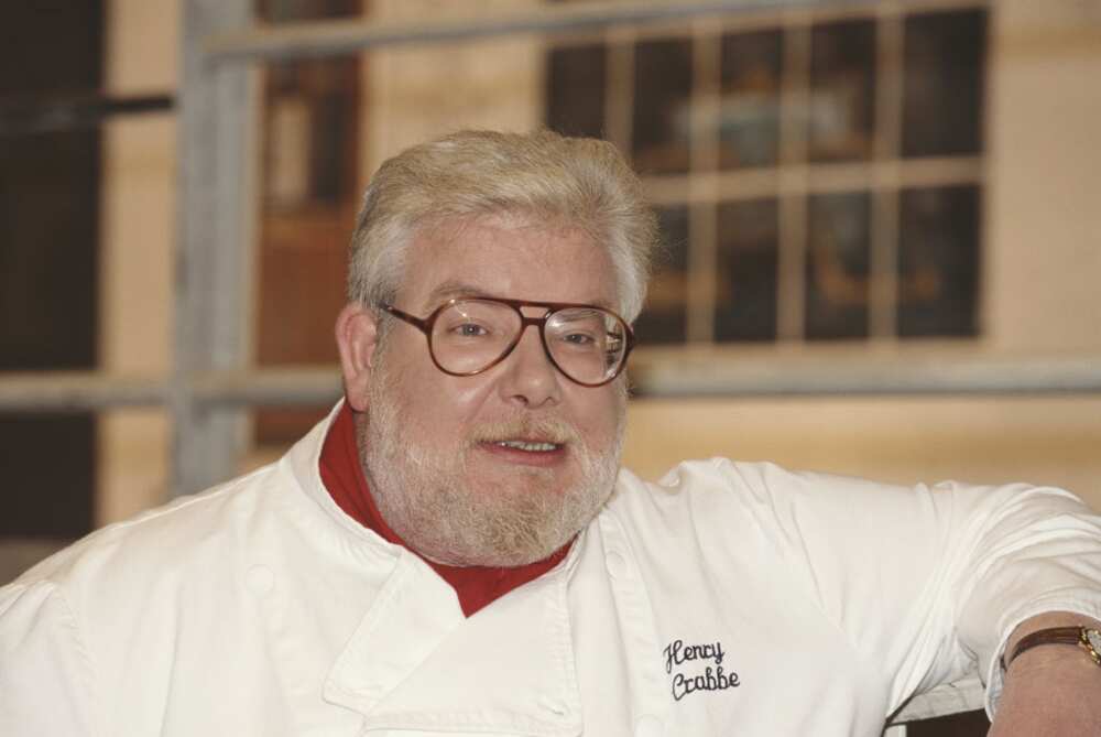 Richard Griffiths portrays Henry Crabbe from Pie in the Sky