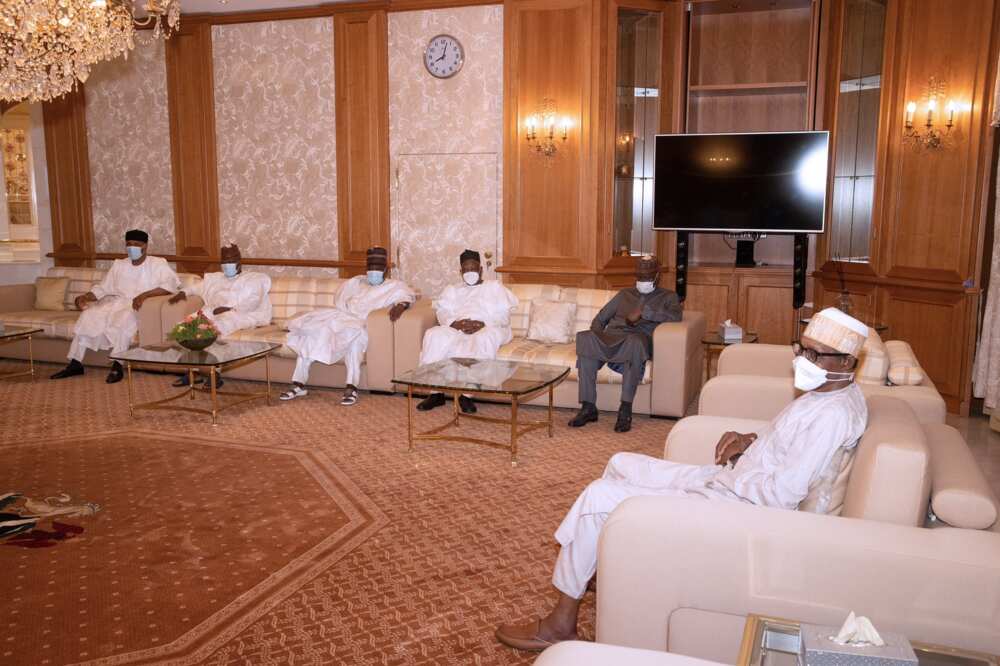 Buhari meets APC governors