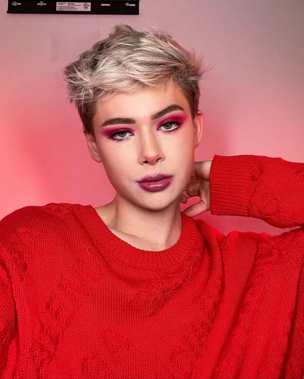 Jake Warden’s gender Jake Warden’s gender