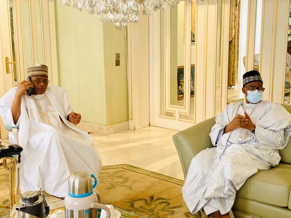 2023: IBB ya bayyana halaye guda 8 da suka zama dole wanda zai gaji Buhari ya kasance da su 2023: IBB ya bayyana halaye guda 8 da suka zama dole wanda zai gaji Buhari ya kasance da su