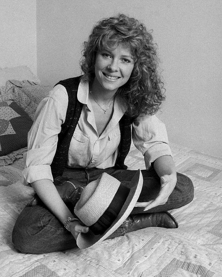 Kate Capshaw young