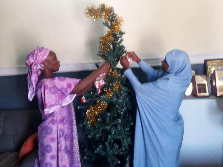 Muslim woman decorates CAN chairman’s house with Christmas tree in Kaduna