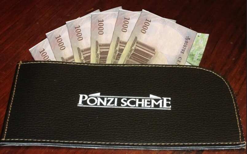 Top 7 critical signs to spot and avoid Ponzi scheme on time