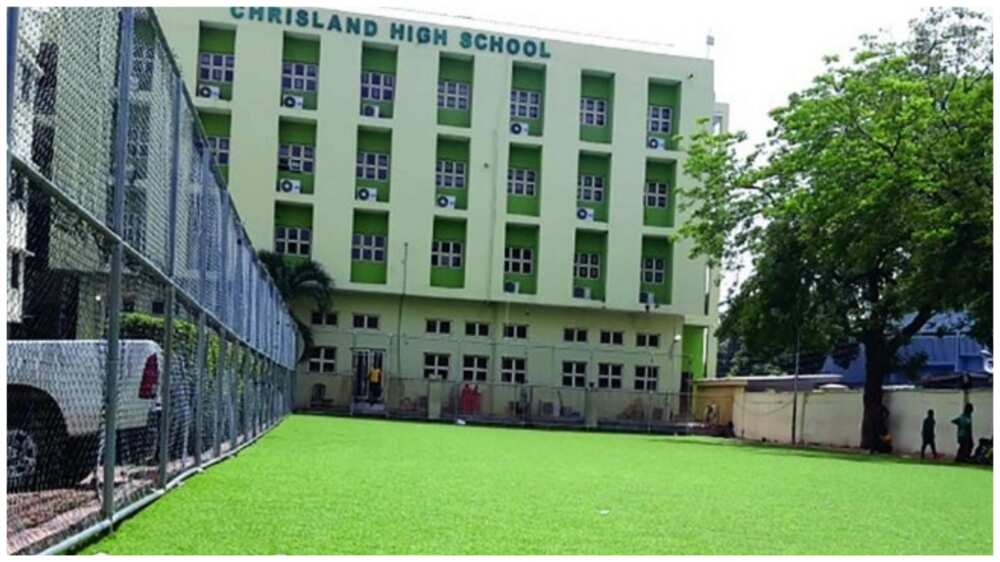 Chrisland Schools, Lagos police