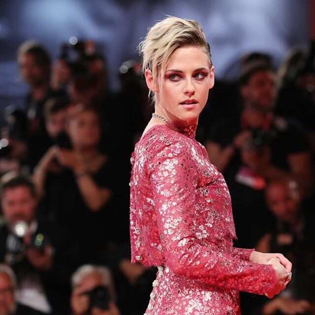 Kristen Stewart bio: age, girlfriend, net worth 