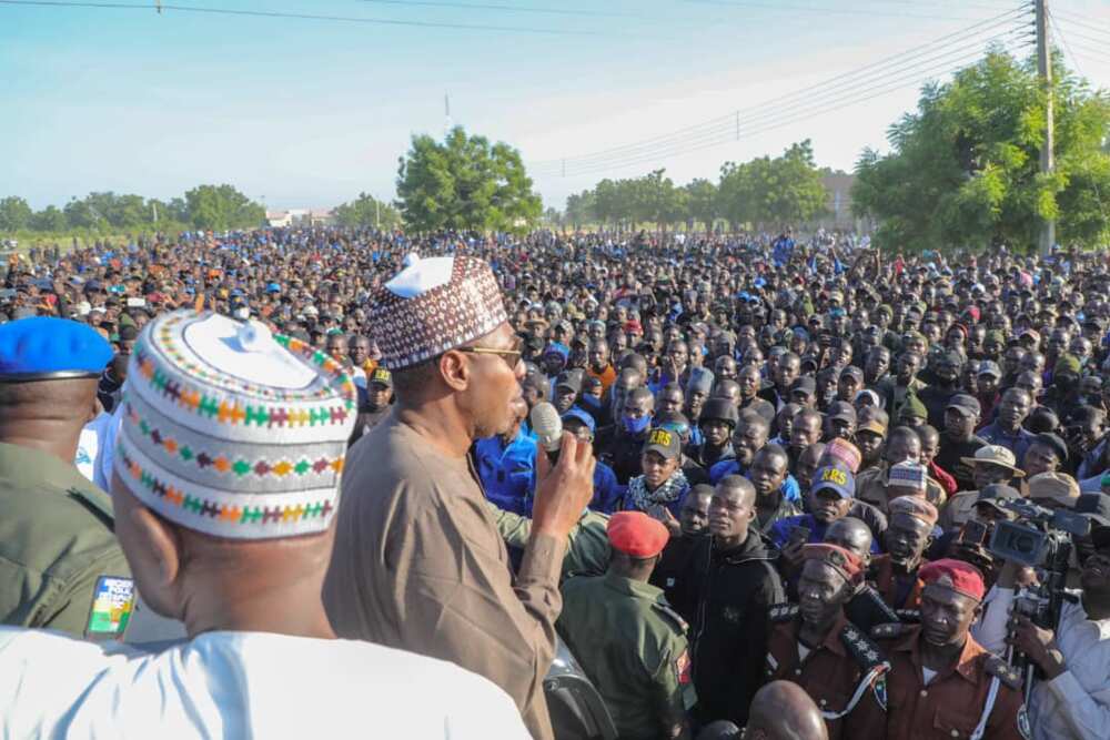 Zulum zai dauki nauyin karatun yaran CJTF da Boko Haram ta kashe tun 2013 Zulum zai dauki nauyin karatun yaran CJTF da Boko Haram ta kashe tun 2013