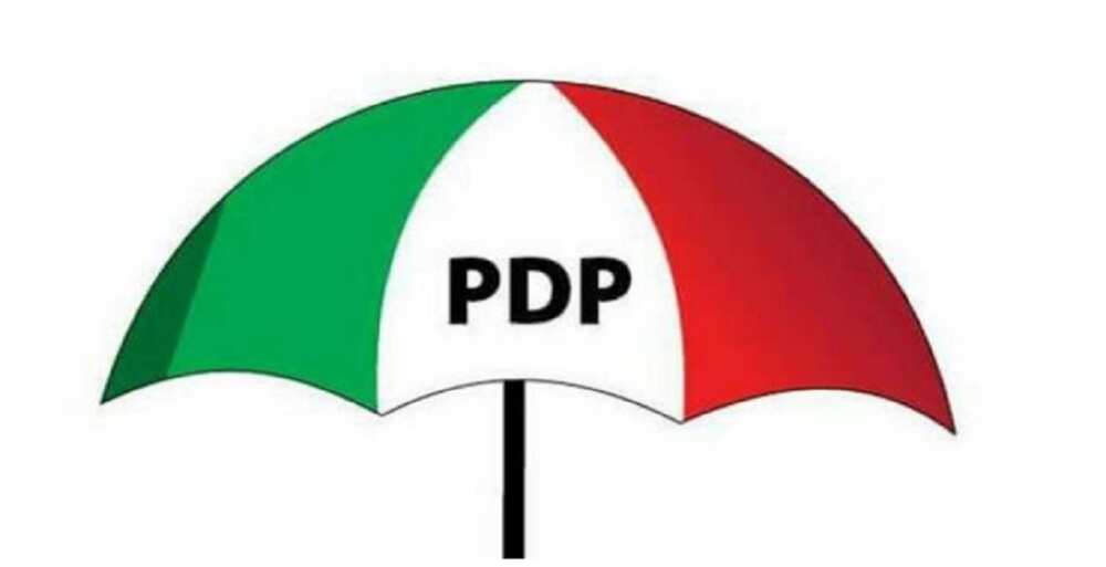 Da Ɗuminsa: Jam'iyyar PDP Ta Dakatar Da Jiga-Jiganta Biyu a Borno