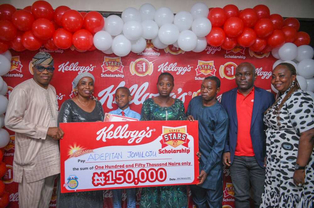 Kellogg Hosts Winners of Superstars Competition 4.0, Presents Reward