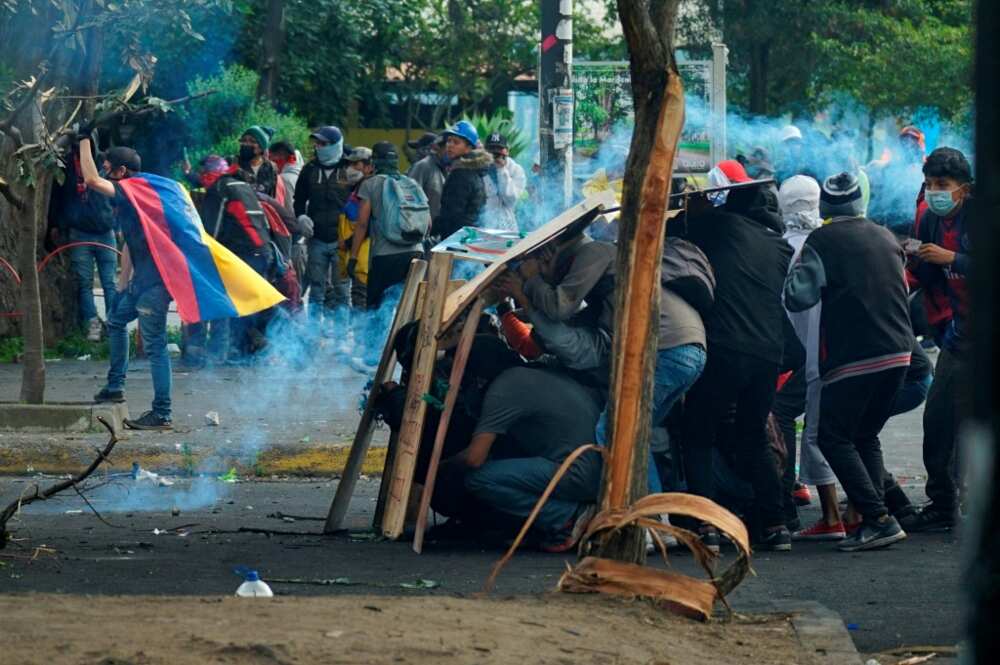 Clamoring for a better life, thousands arrived in Quito on foot or on the backs of trucks, many from hundreds of kilometers away Clamoring for a better life, thousands arrived in Quito on foot or on the backs of trucks, many from hundreds of kilometers away