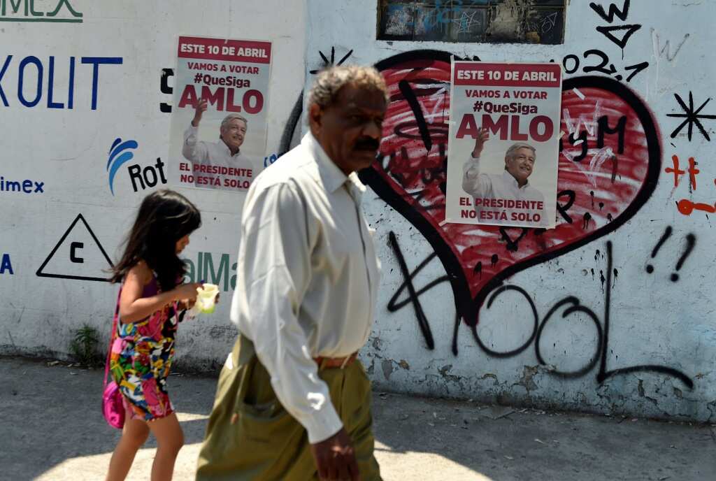 Mexicans vote whether president should stay or go