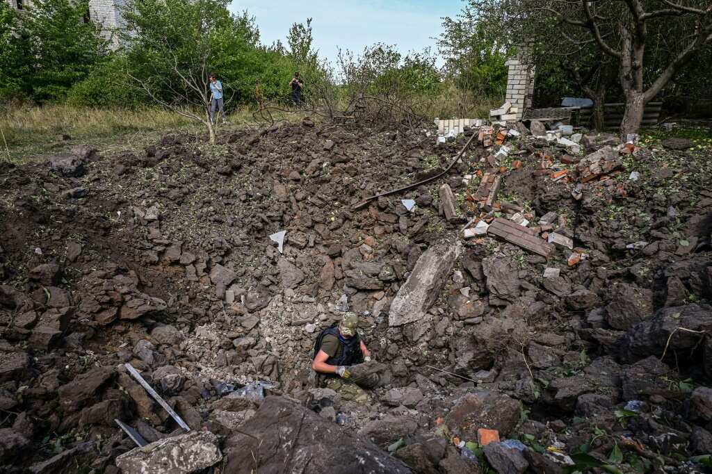 Zelensky warns Russia against putting Ukraine soldiers on trial