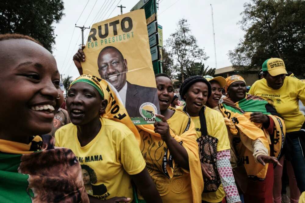 Kenya's Deputy President William Ruto is campaigning for so-called ordinary 'hustlers'