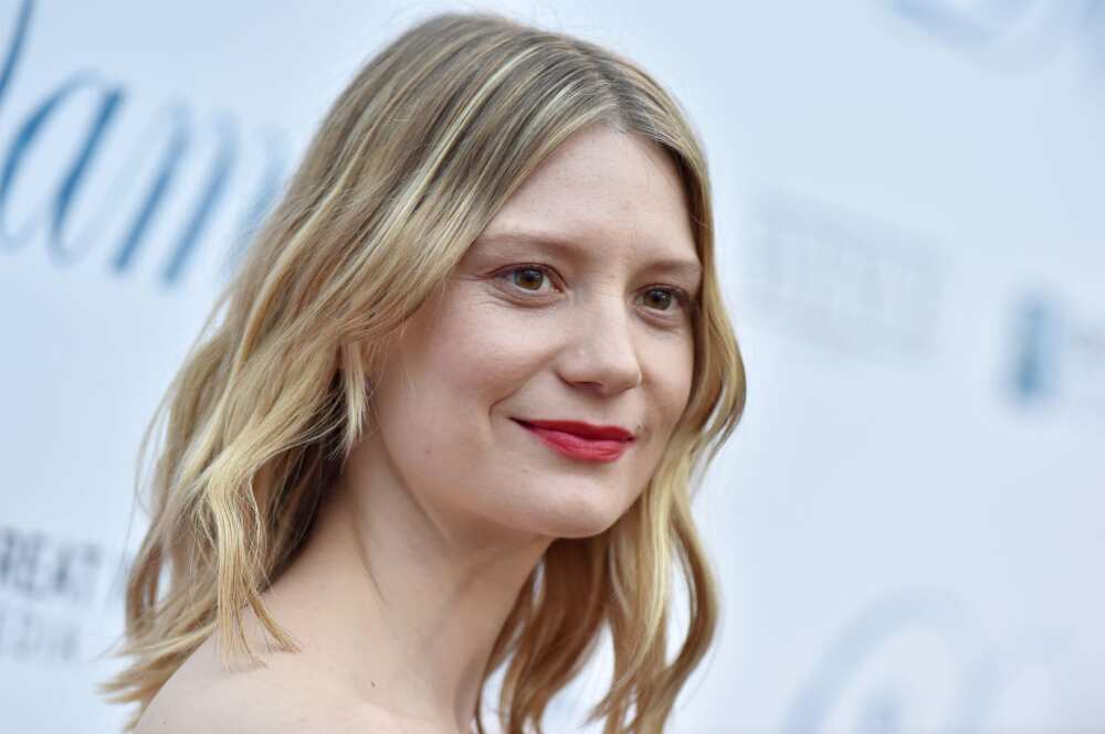 Mia Wasikowska age