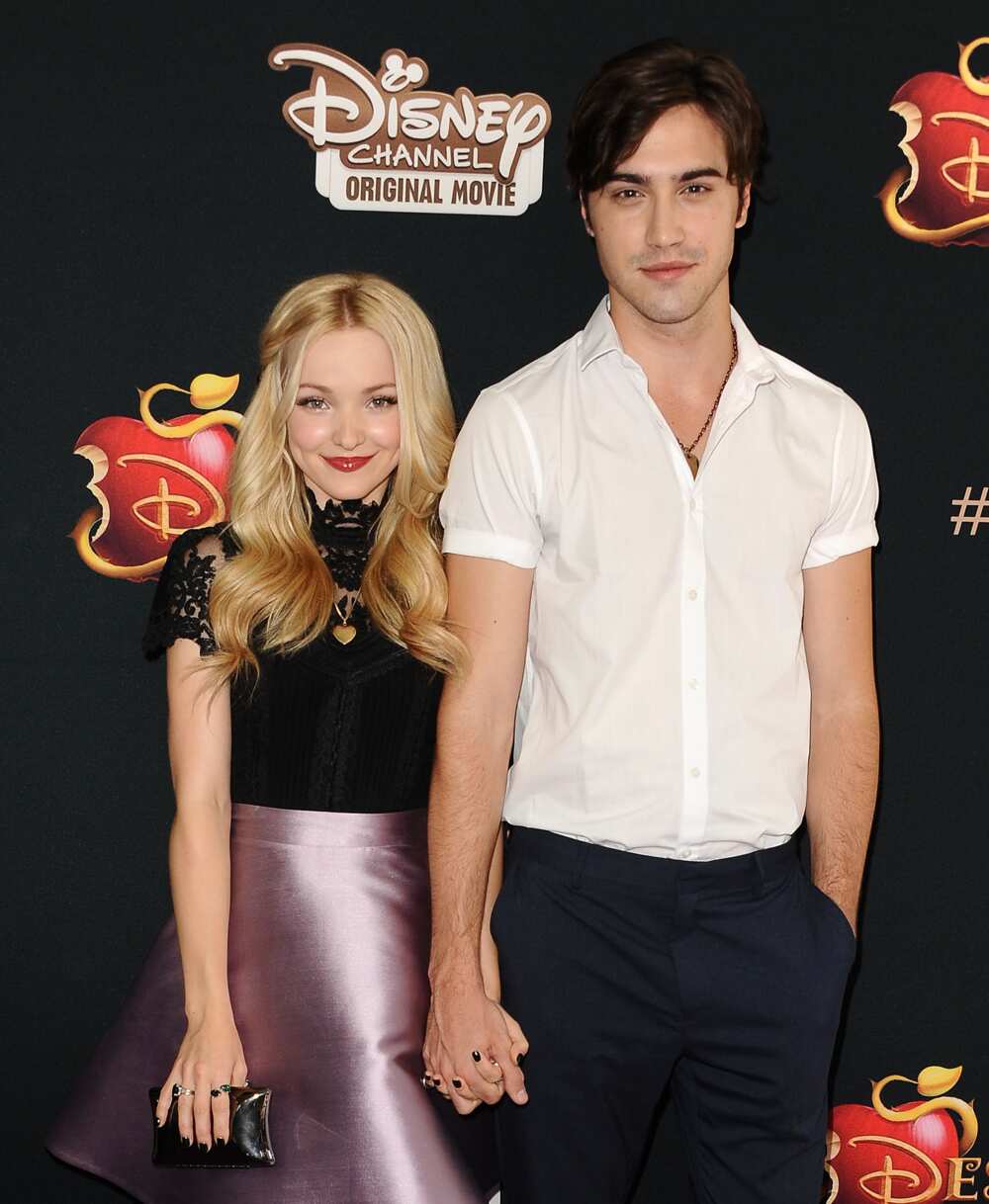 Dove Cameron’s dating history a look into the singer’s love life