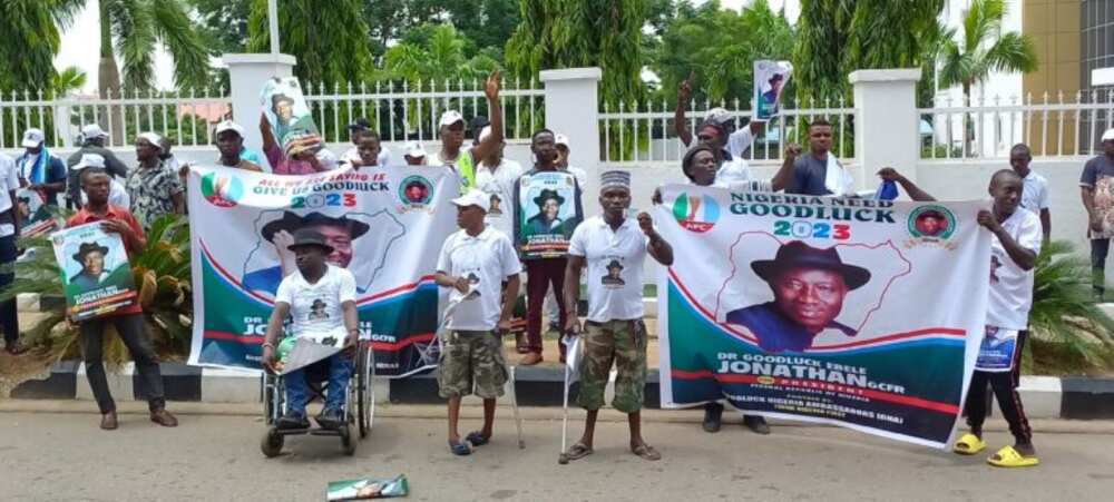 Protest, Abuja, Goodluck Jonathan, APC, consensus candidate