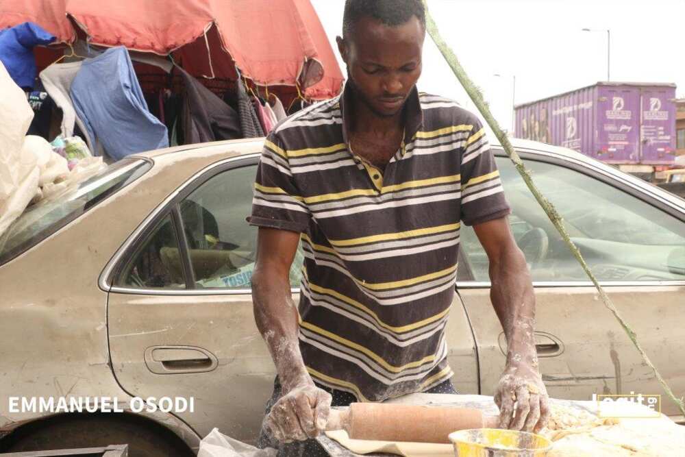 Puff-puff seller shares his life journey Puff-puff seller shares his life journey