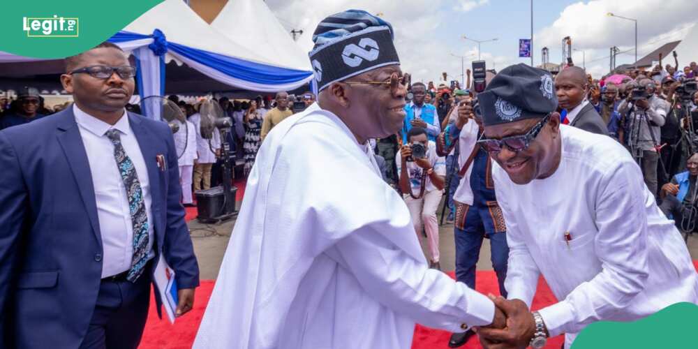 Wike has clarified the directive for permanent secretaries to bow before Tinubu after backlash