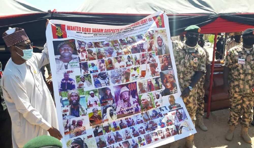 Shekau, Abu Mus'ab da wasu 'yan ta'adda 79 da Rundunar Soji ke nema ruwa a jallo