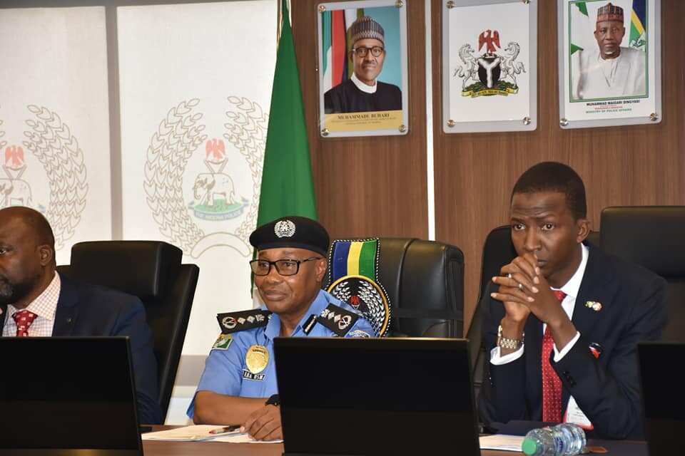 Police/EFCC/Amotekun/Osun 2022/election/politics/vote-buying