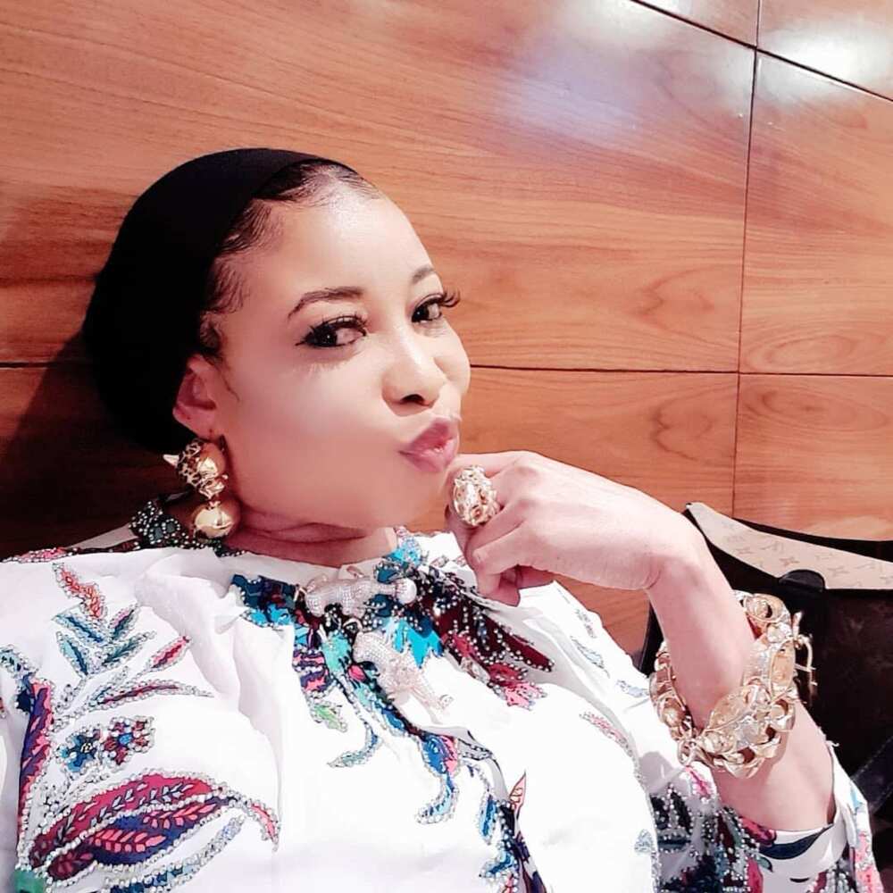 Lizzy Anjorin biography Lizzy Anjorin biography