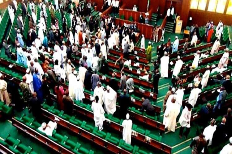 Insecurity: House turns rowdy session over motion to invite Buhari