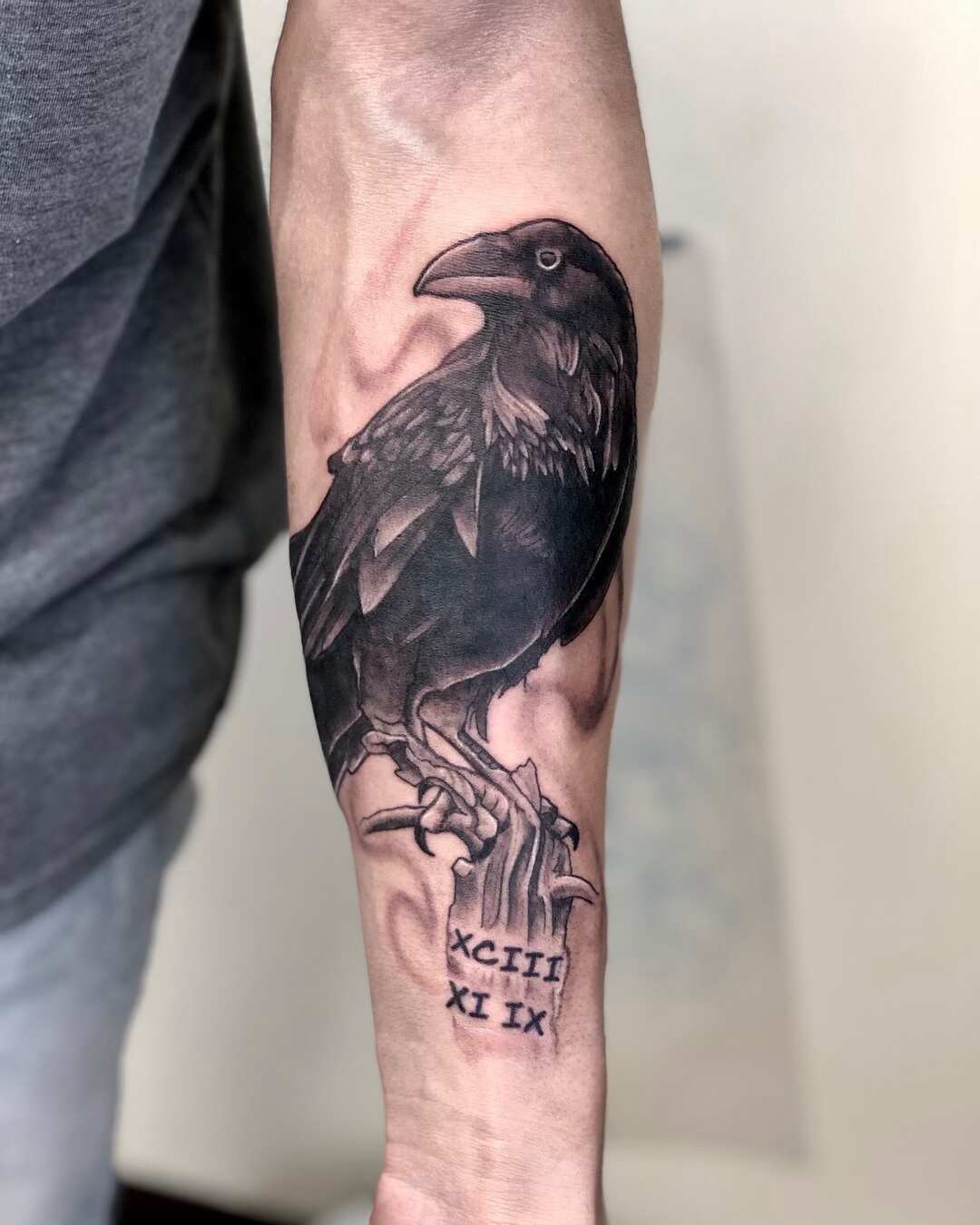Megan Massacre - Chipping away! A little more progress on this giant raven  tattoo sleeve I've been working on! Part healed, part fresh. ✨@gritnglory  @missyou_music | Facebook