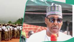 Tallafin Rage Radadi: Gwamnan Arewa Ya Bai Wa Yan Bautar Kasa Miliyan 36 Da Buhuhunan Shinkafa 100