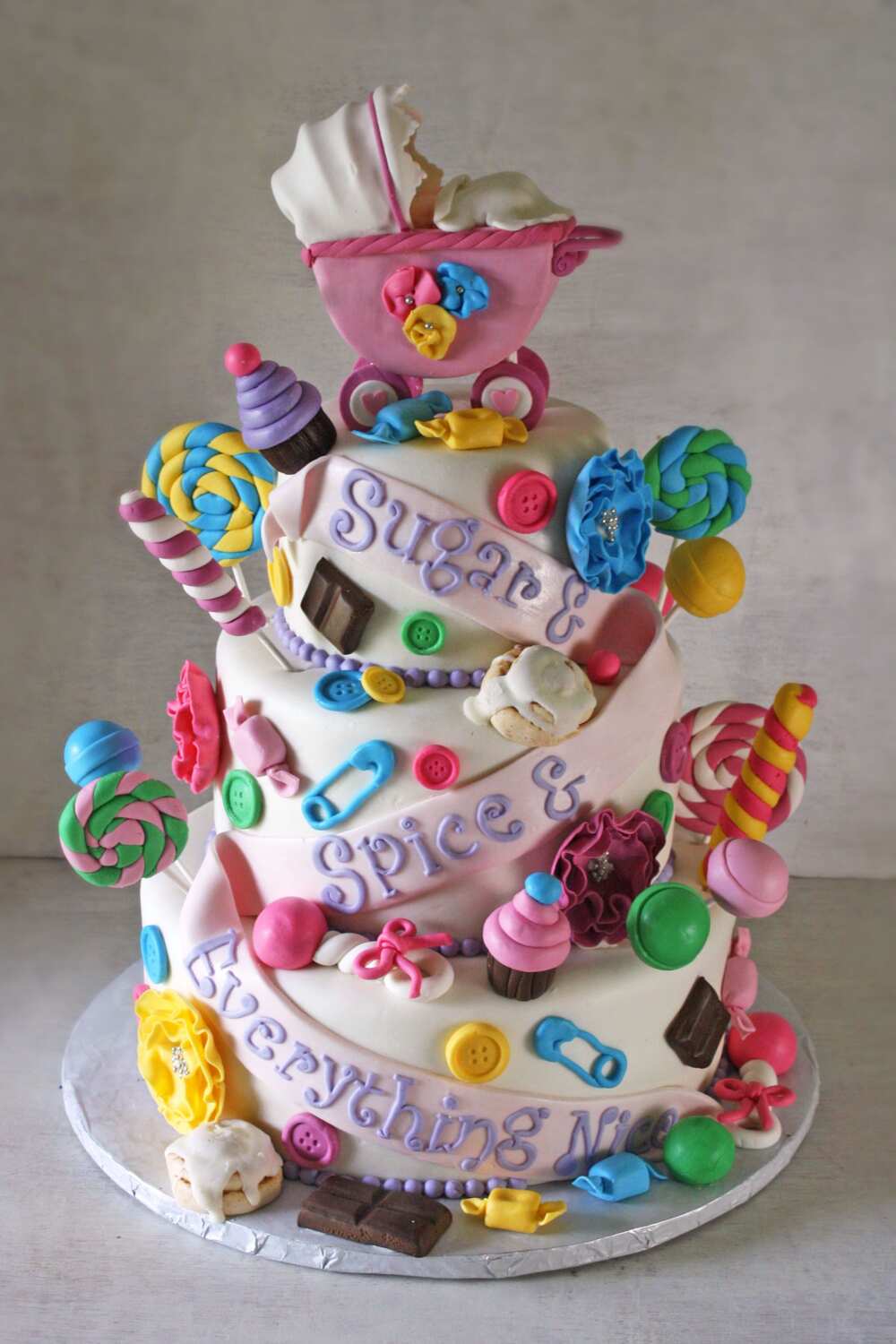 Baby shower cake for a girl