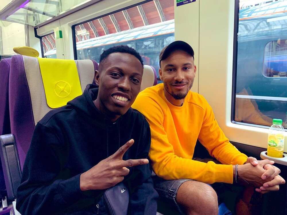 J.Derobie - Odo Bra reviews and reactions J.Derobie - Odo Bra reviews and reactions