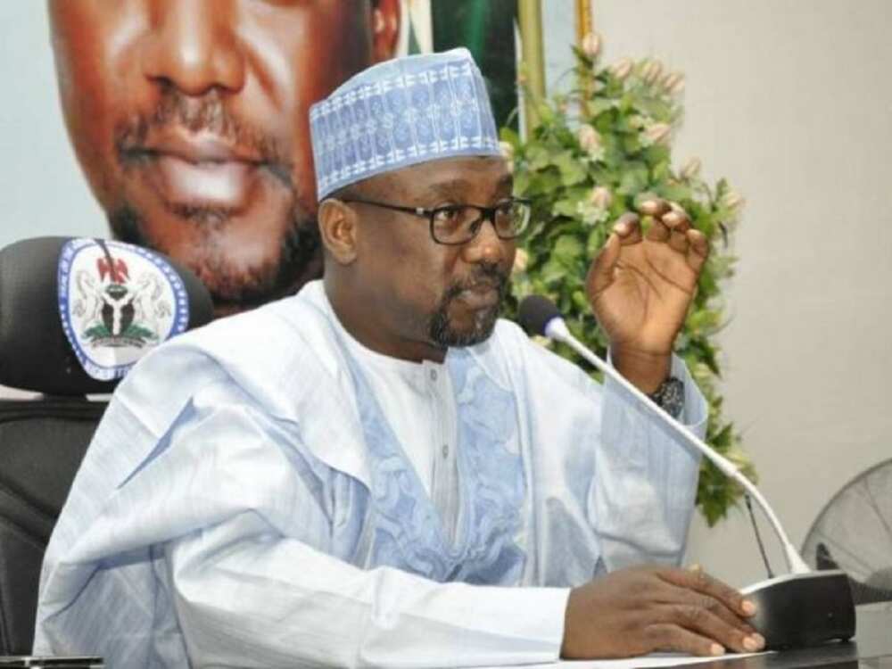 Na dinga hailala da istigfari a yayin da nake killace sakamakon korona, Gwamnan Niger Na dinga hailala da istigfari a yayin da nake killace sakamakon korona, Gwamnan Niger