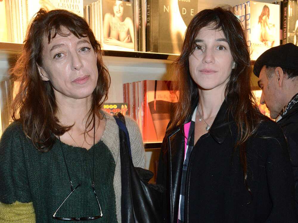 Kate Barry frères et sœurs: Kate Barry avec Charlotte Gainsbourg